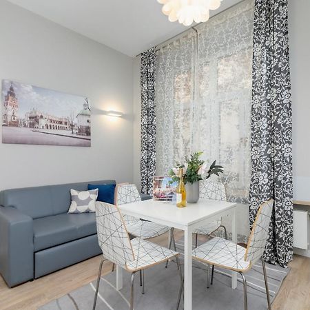 Central Planty Park Apartment Lobzowska By Noclegi Renters คราคูฟ ภายนอก รูปภาพ
