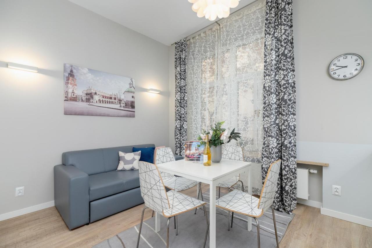 Central Planty Park Apartment Lobzowska By Noclegi Renters คราคูฟ ภายนอก รูปภาพ