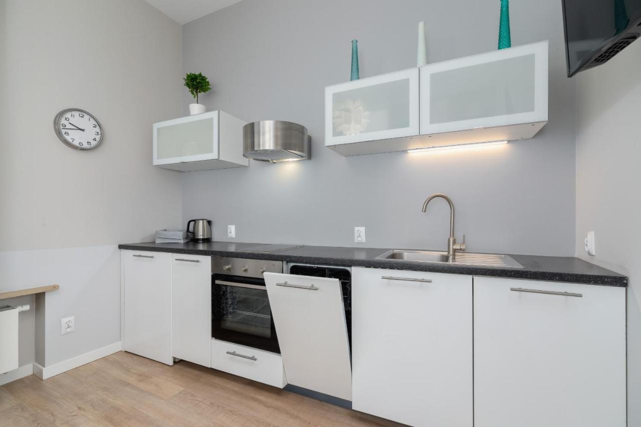 Central Planty Park Apartment Lobzowska By Noclegi Renters คราคูฟ ภายนอก รูปภาพ